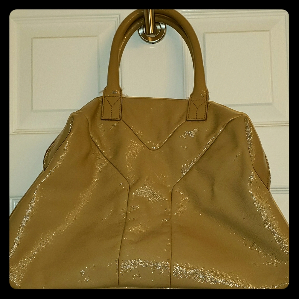 Yves Saint Laurent Y Patent leather handbag